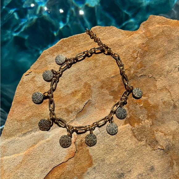 AVINZIA - Picture 11 of 12